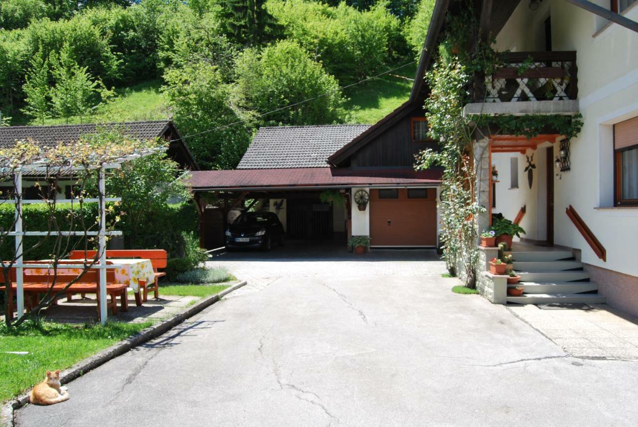 Apartment Stefelin Kamna Gorica Exterior foto